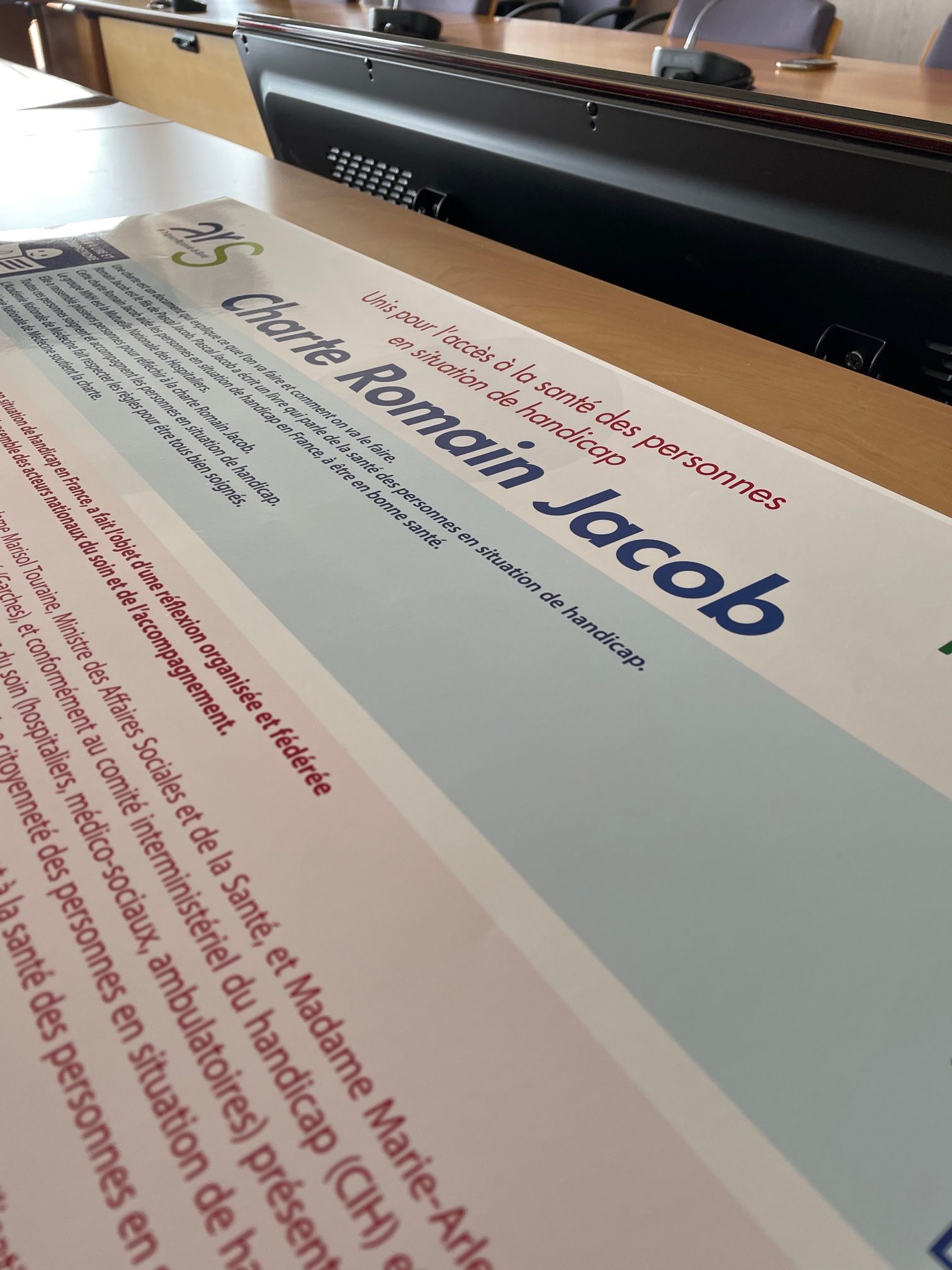 Signature De La Charte Romain Jacob CPAM Bas Rhin Et Haut Rhin Signature De La Charte Romain Jacob CPAM Bas Rhin Et Haut Rhin